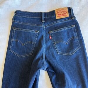 721 Levi's High Rise Skinny Jeans size 27x28